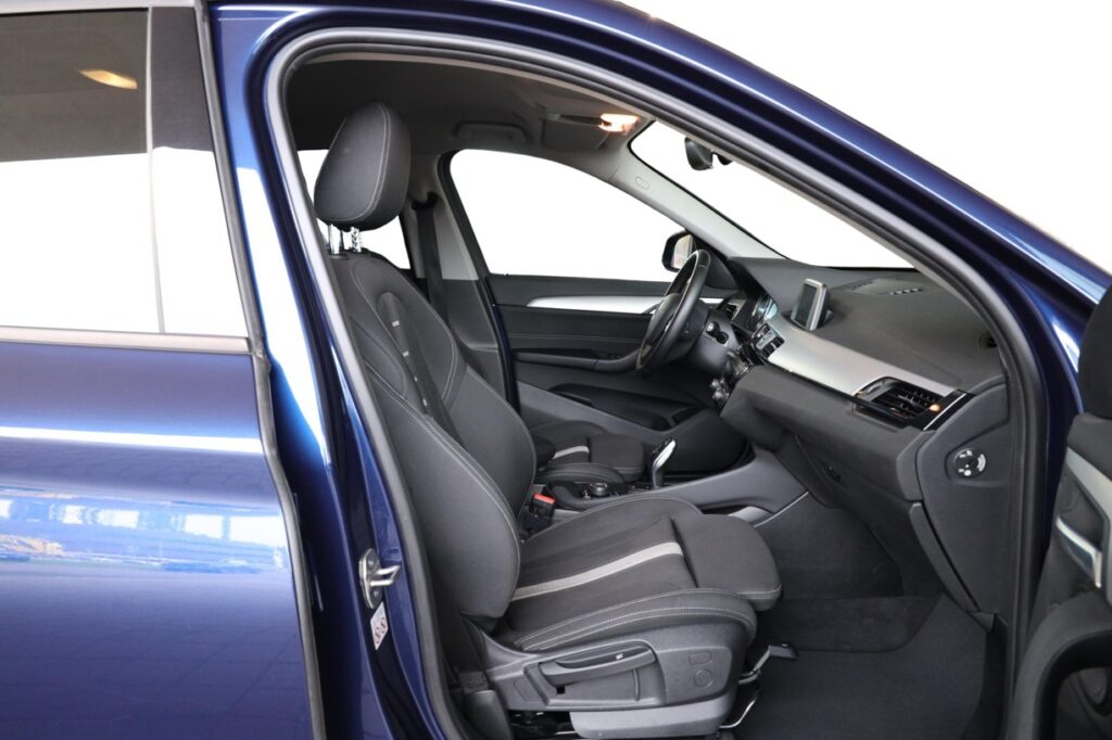 BMW X1 xDrive20i