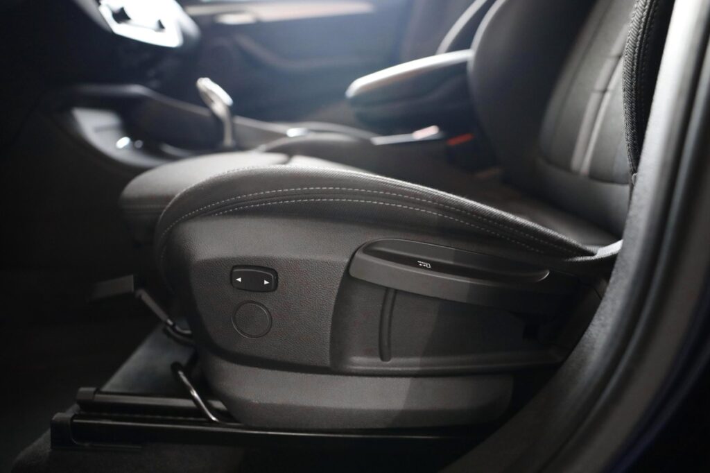 BMW X1 xDrive20i