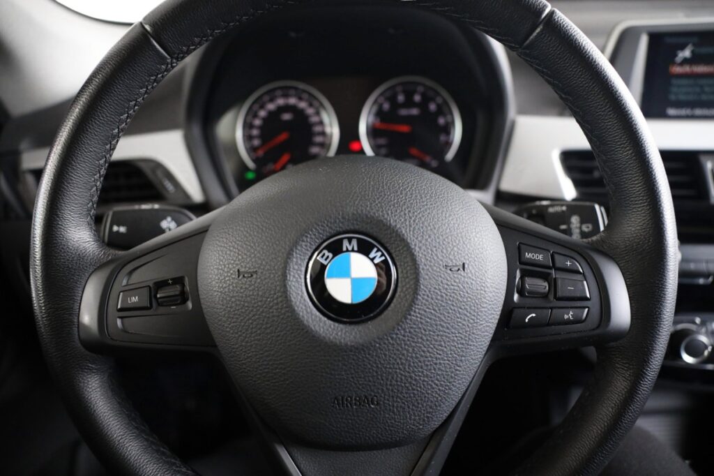 BMW X1 xDrive20i