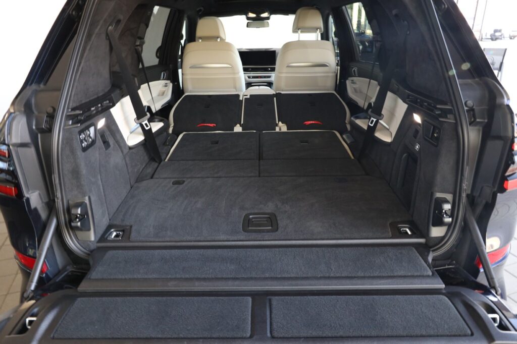BMW X7 M60i xDrive