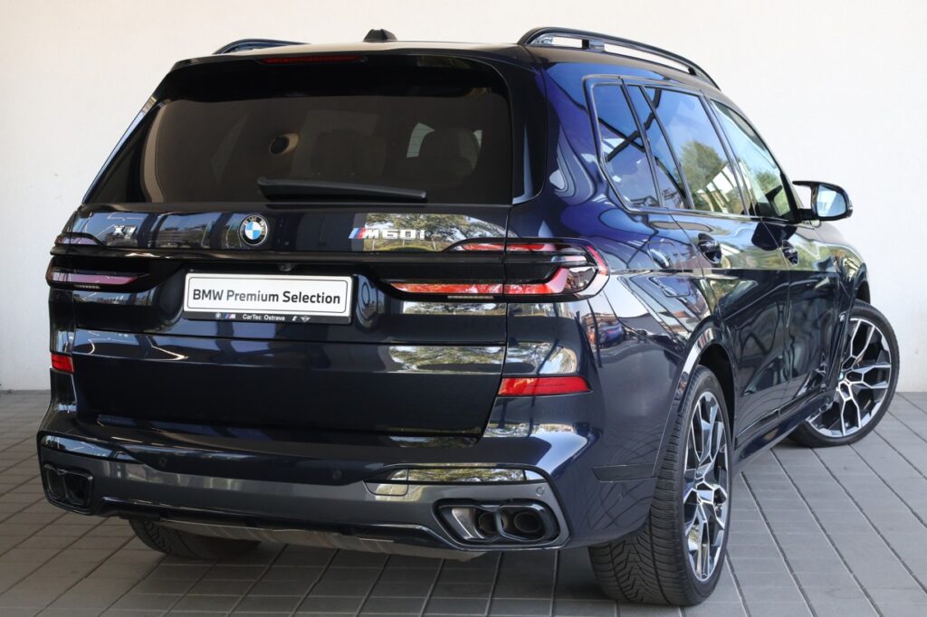 BMW X7 M60i xDrive