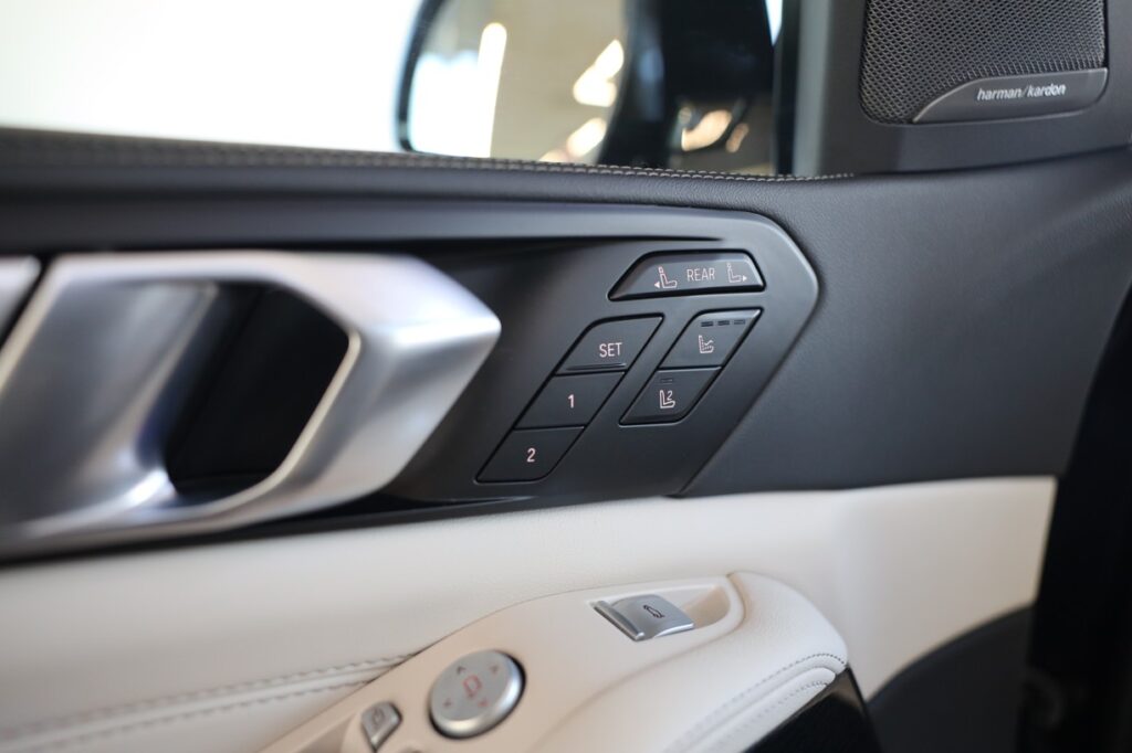 BMW X7 M60i xDrive