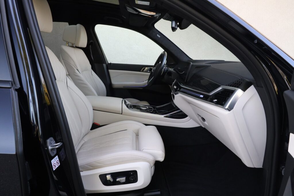 BMW X7 M60i xDrive