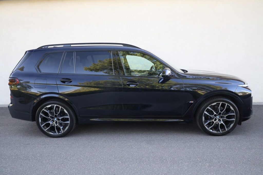 BMW X7 M60i xDrive