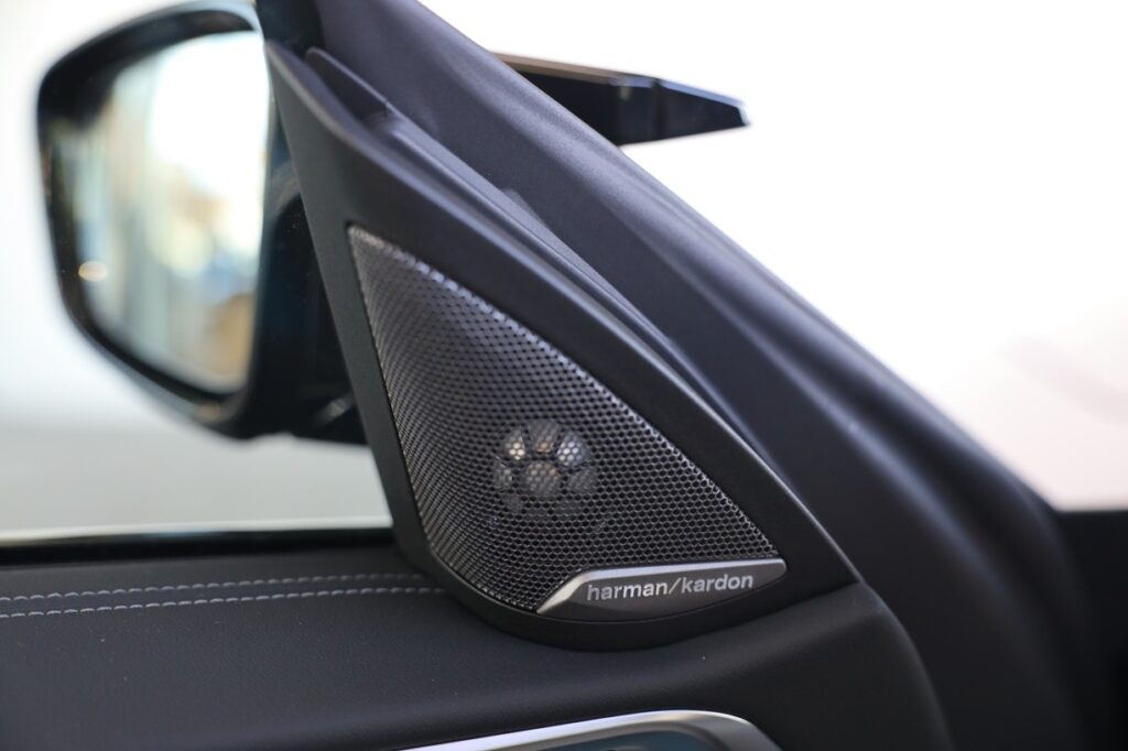 BMW M440i xDrive Convertible