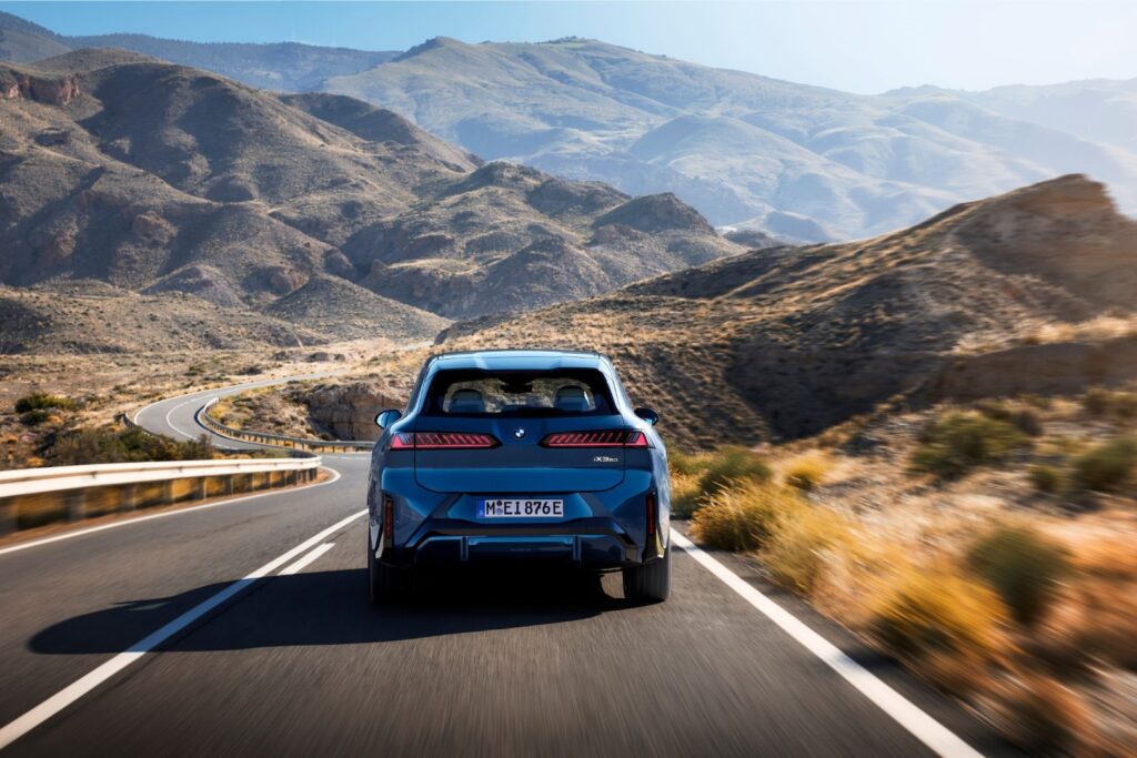 NOVÉ BMW iX3 | 2026 | PRVNÍ Z NOVÉ ÉRY.