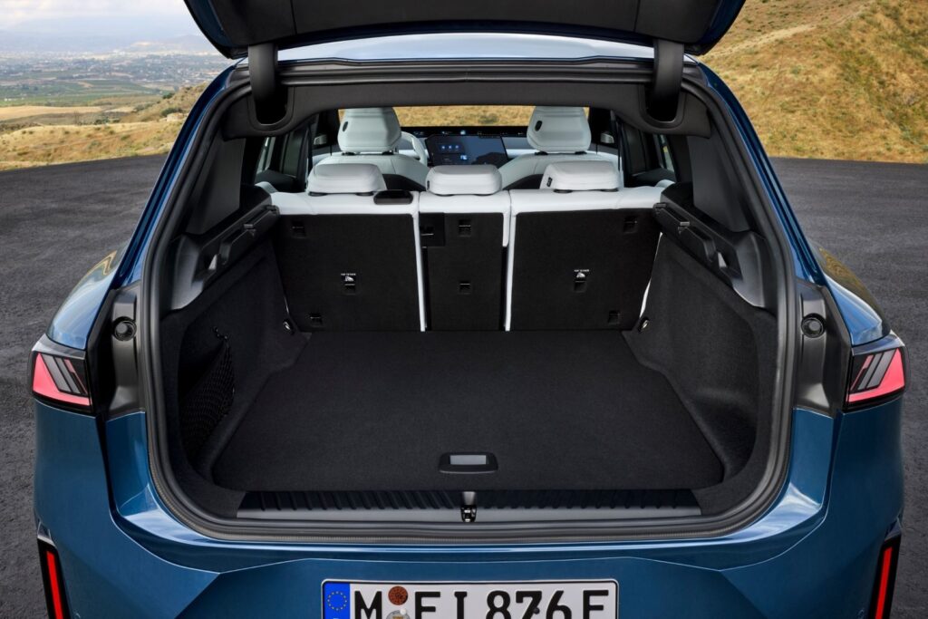 NOVÉ BMW iX3 | 2026 | PRVNÍ Z NOVÉ ÉRY.