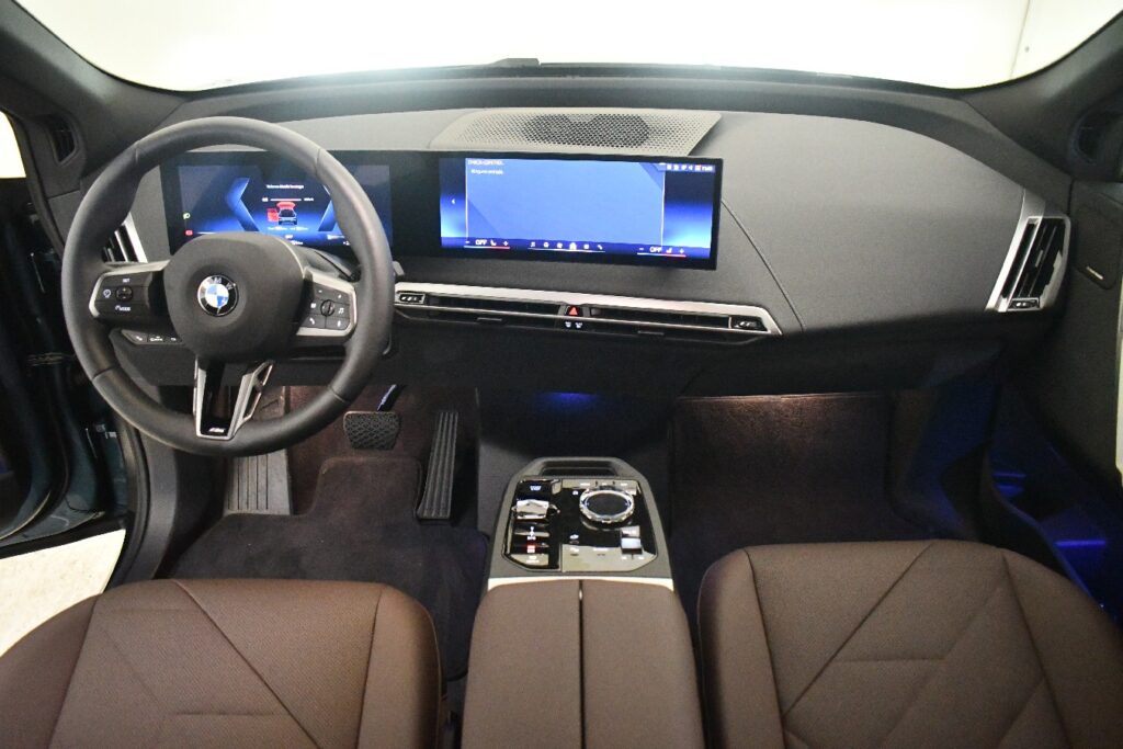 BMW iX xDrive40