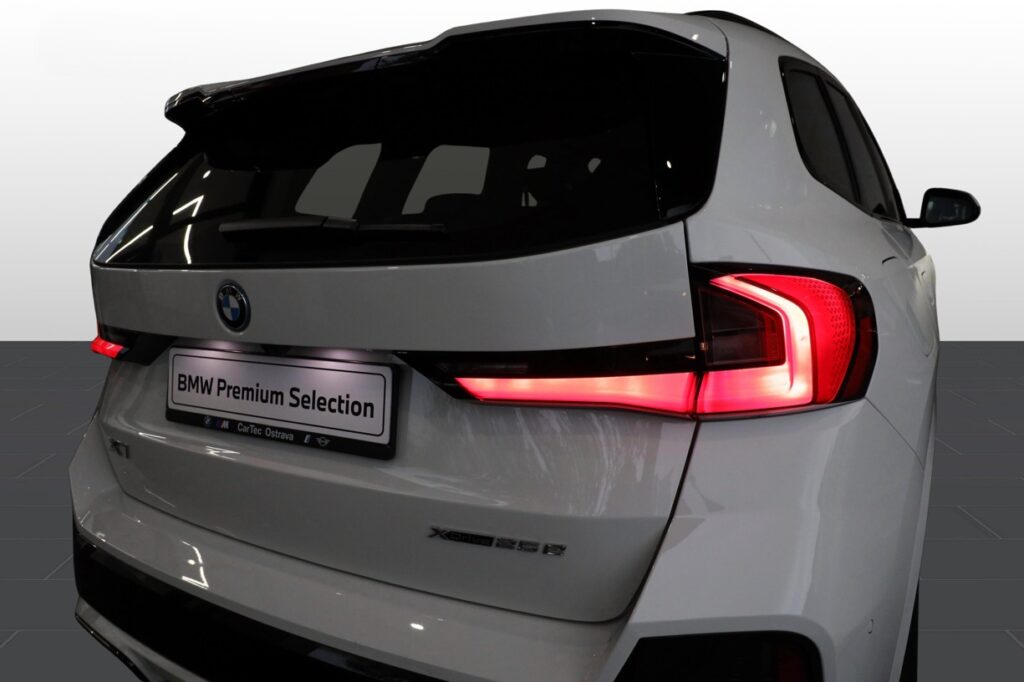 BMW X1 xDrive25e