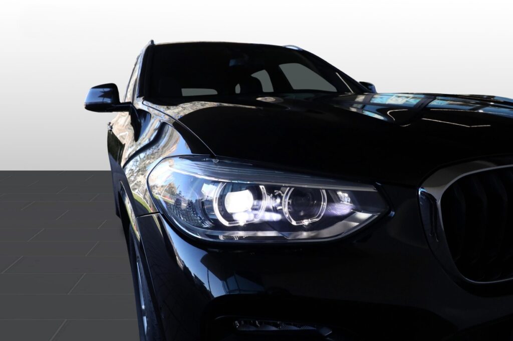 BMW X3 xDrive30i