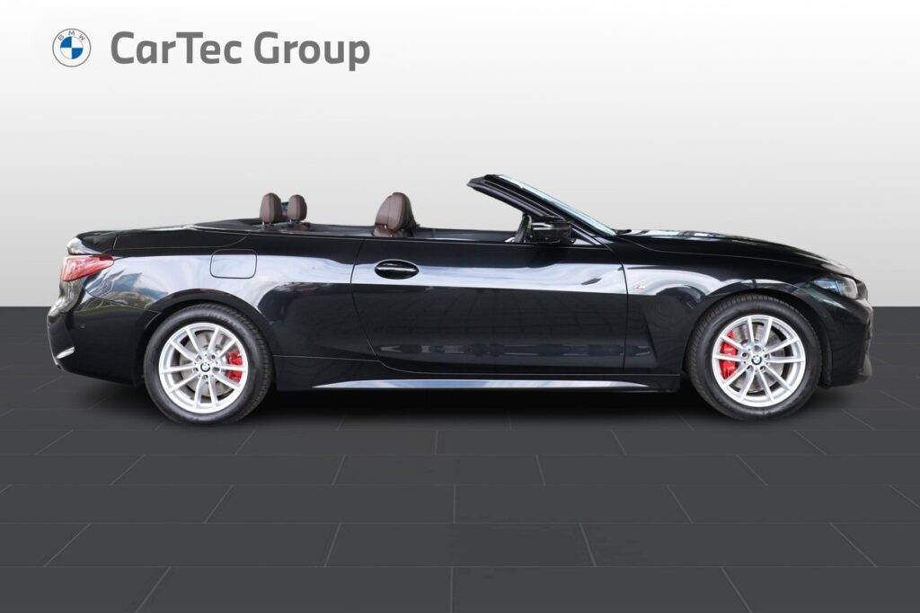 BMW M440i xDrive Convertible