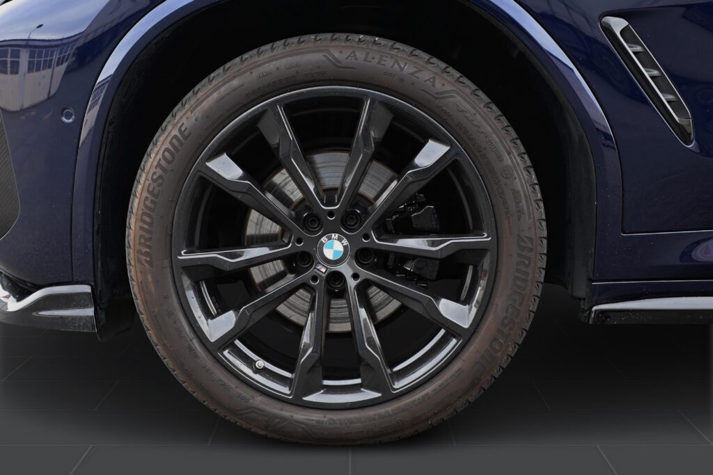 BMW X3 xDrive20i RHD