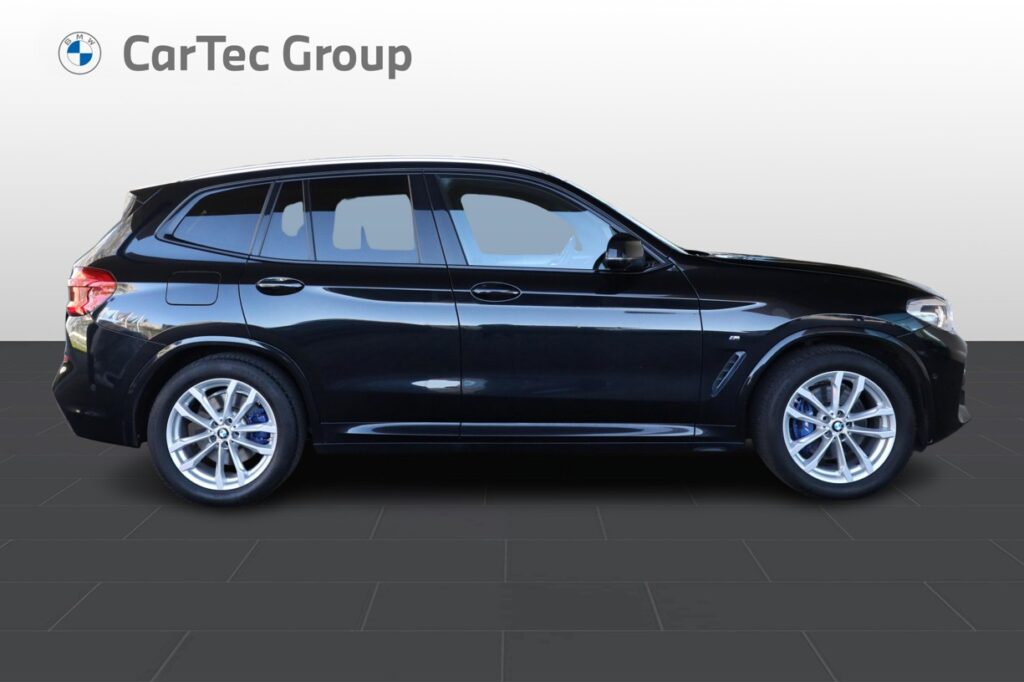 BMW X3 xDrive30i