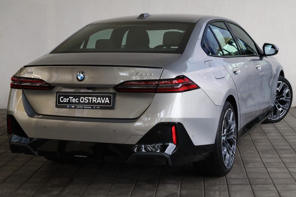 BMW 540d xDrive Sedan