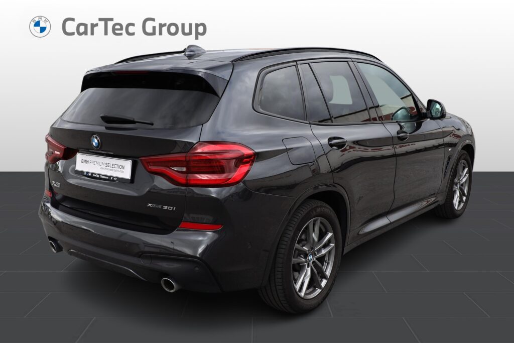 BMW X3 xDrive30i