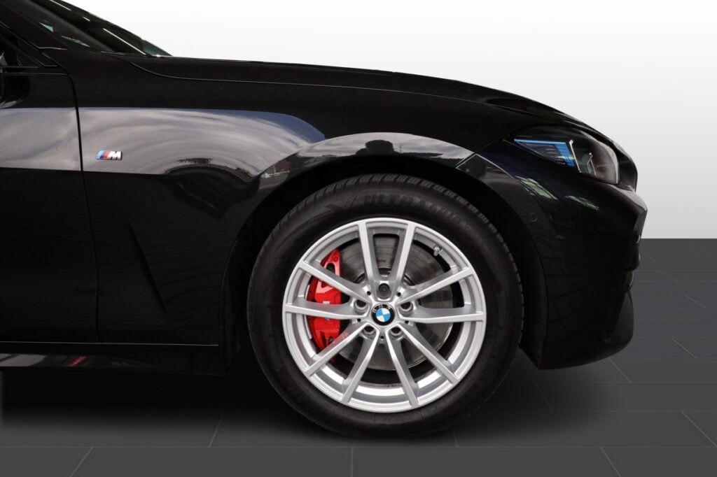 BMW M440i xDrive Convertible