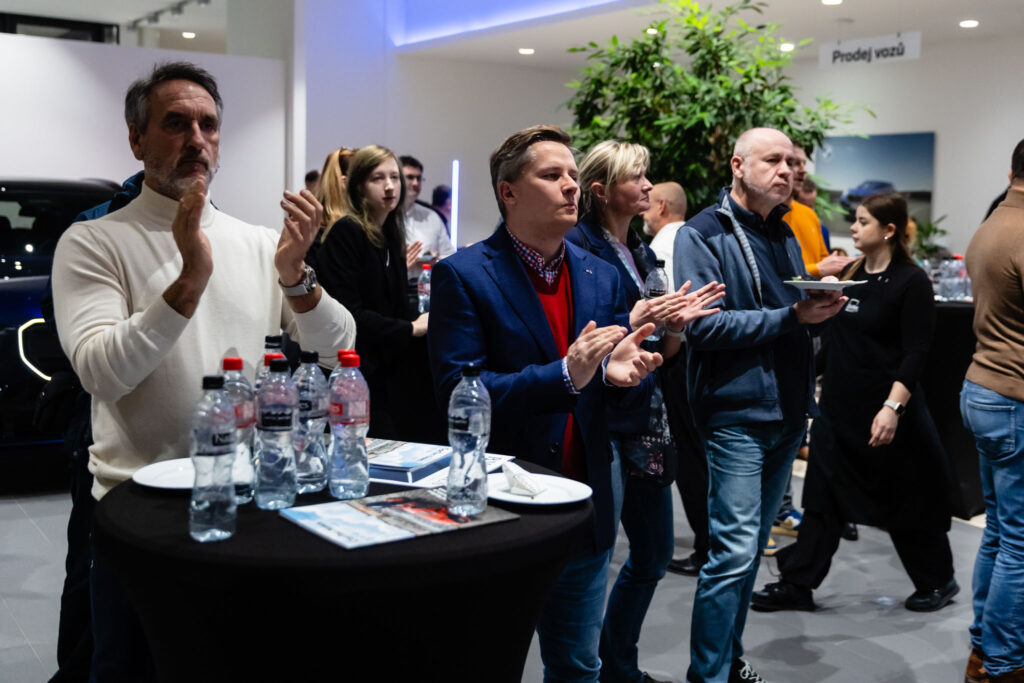 Closed room iX3 | 2025 | Praha