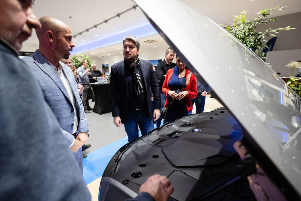 Closed room iX3 | 2025 | Praha