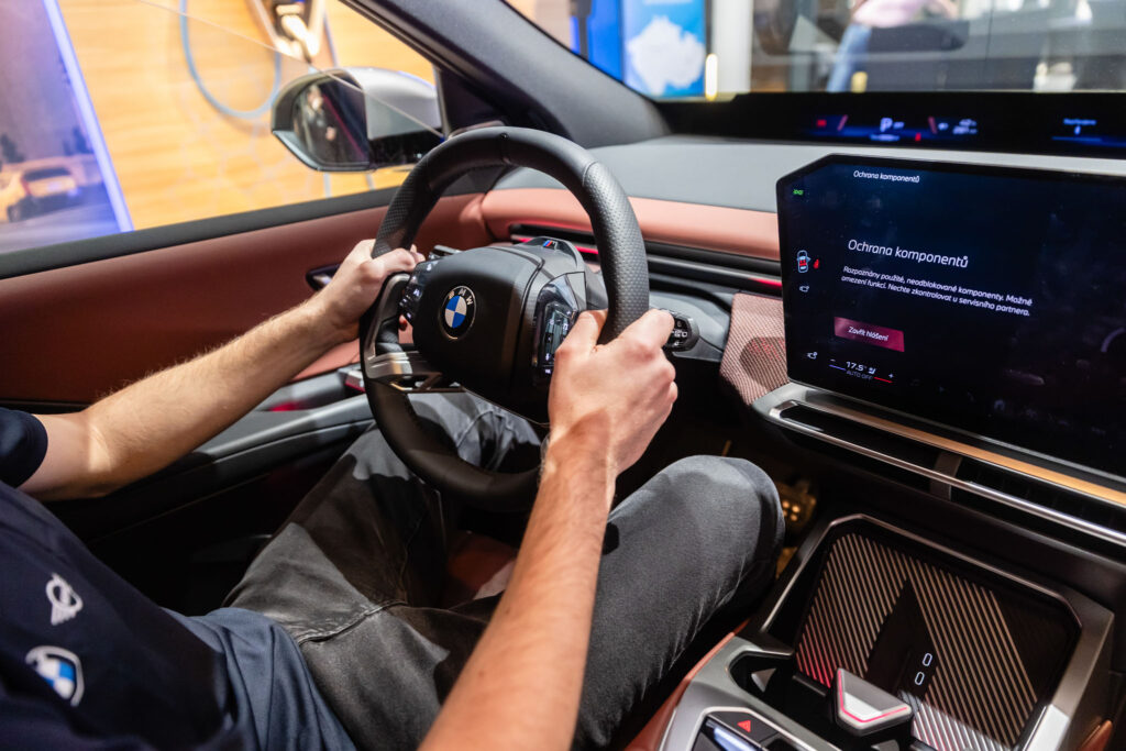 Closed room iX3 | 2025 | Praha