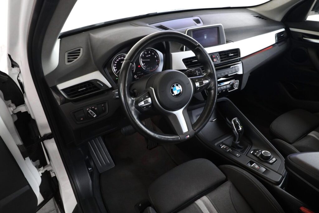 BMW X1 xDrive20i