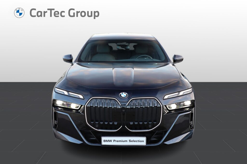 BMW 740d xDrive Sedan