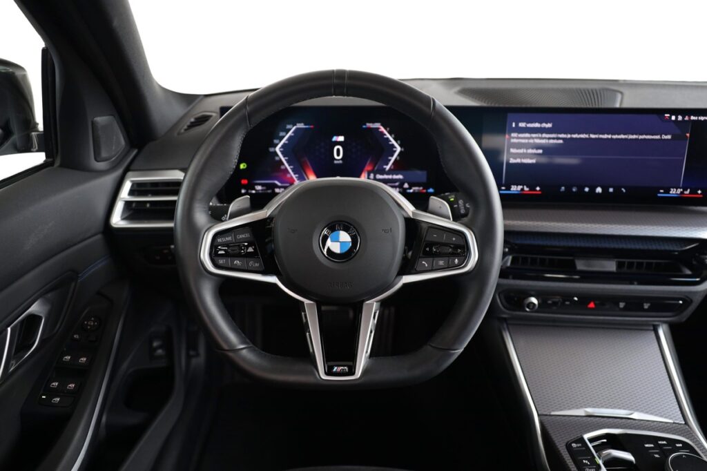 BMW 330i xDrive Touring