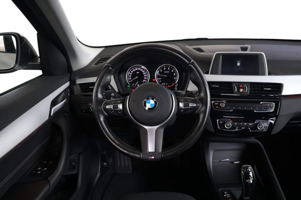 BMW X1 xDrive20i