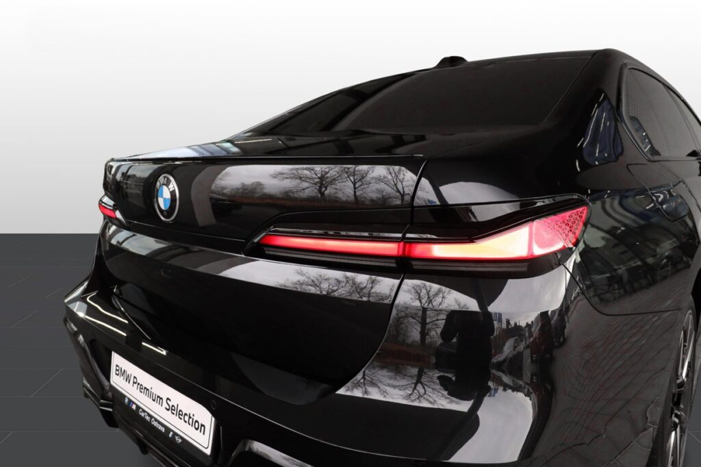 BMW 740d xDrive Sedan