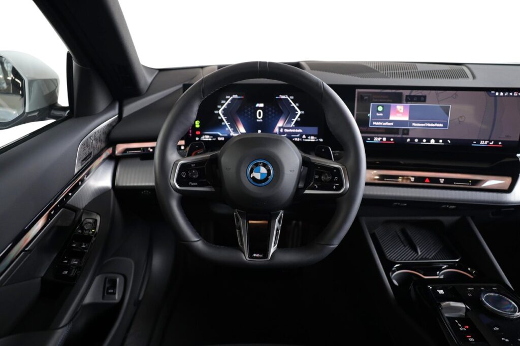 BMW 550e xDrive
