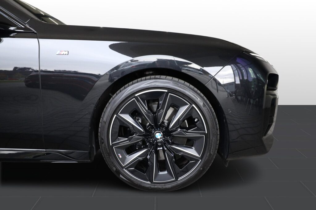 BMW 740d xDrive Sedan