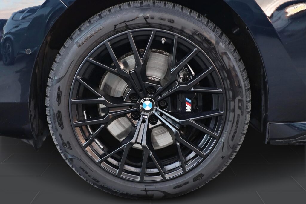 BMW 740d xDrive Sedan