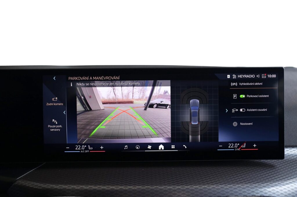 BMW 330i xDrive Touring