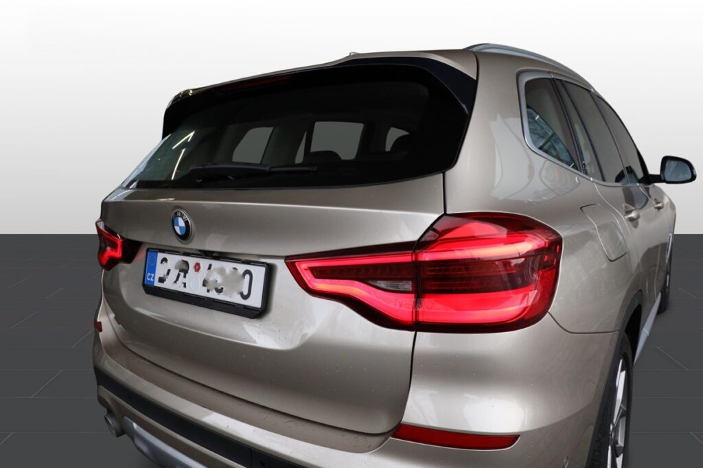 BMW X3 xDrive30i