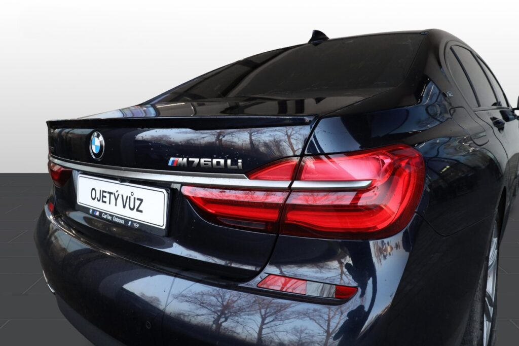 BMW M760Li xDrive