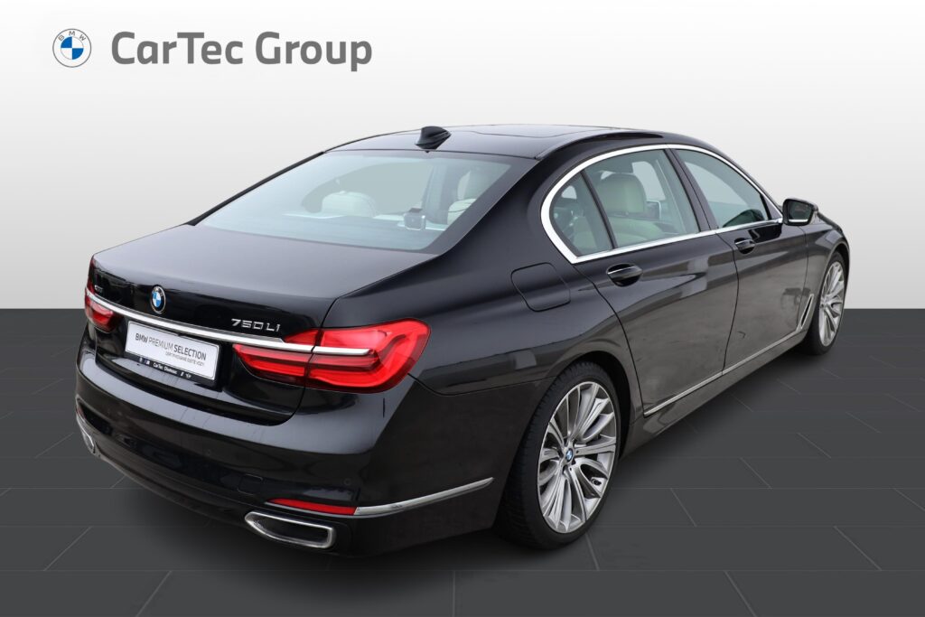 BMW 750Li xDrive