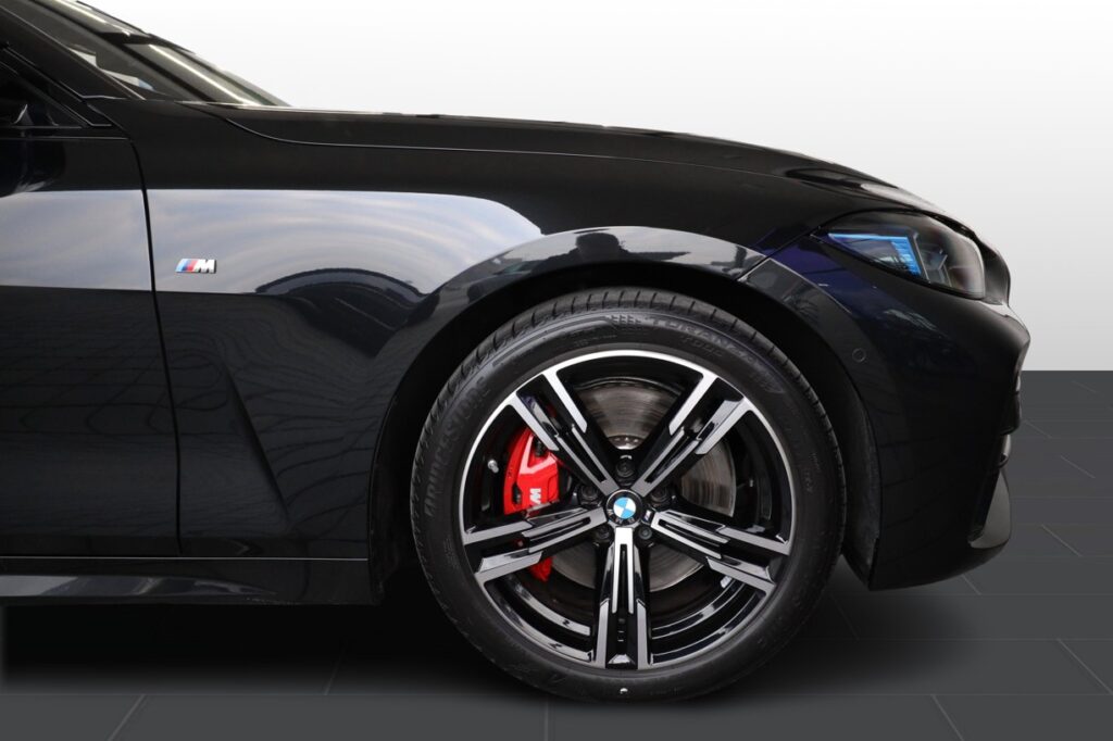 BMW M440i xDrive Convertible