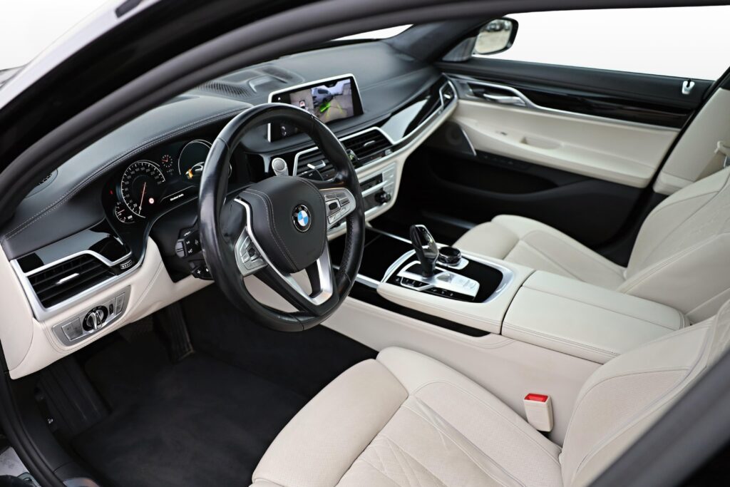 BMW 750Li xDrive