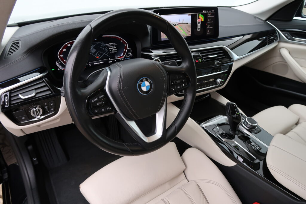 BMW 530e xDrive Sedan