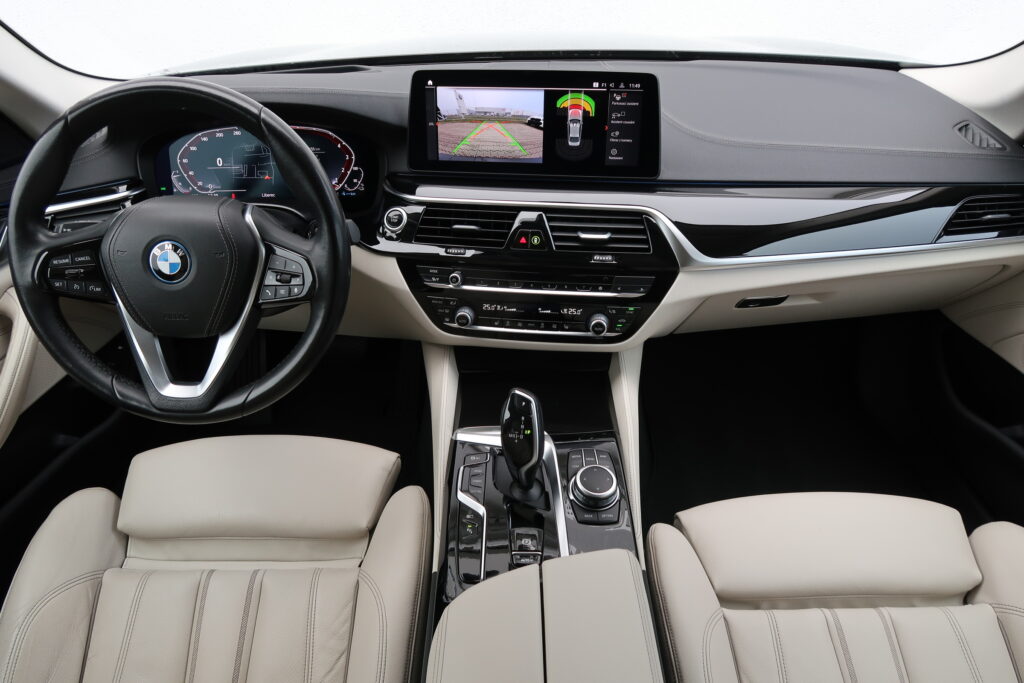 BMW 530e xDrive Sedan