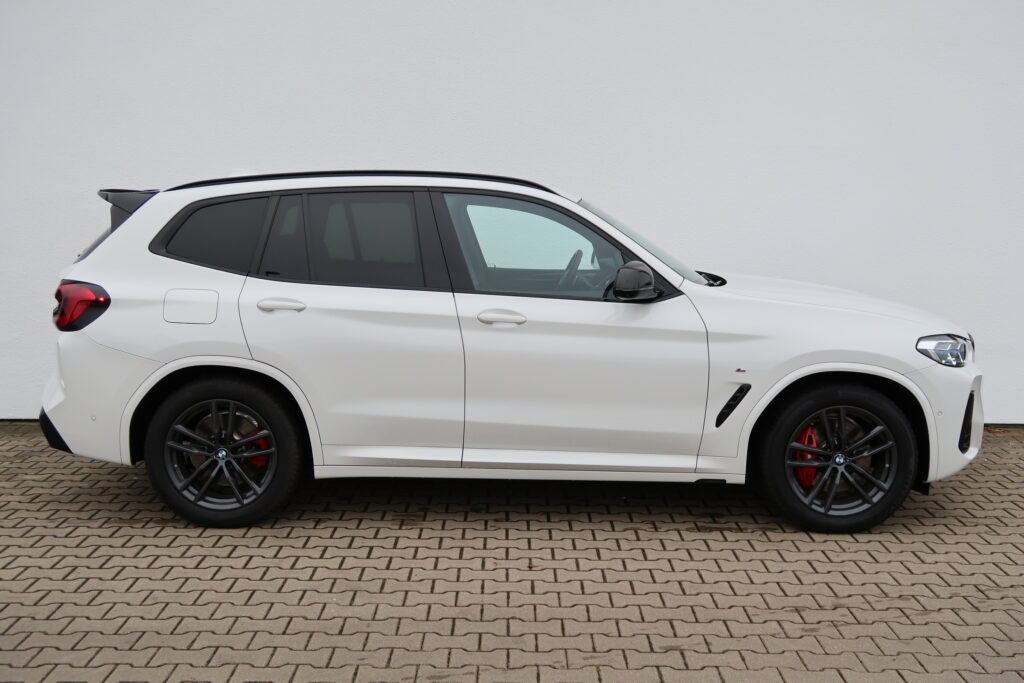 BMW X3 M40i