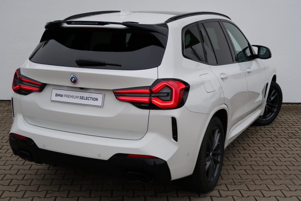 BMW X3 M40i