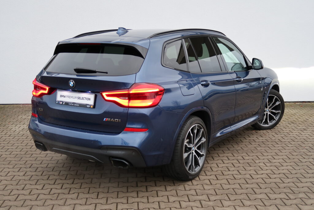 BMW X3 M40i