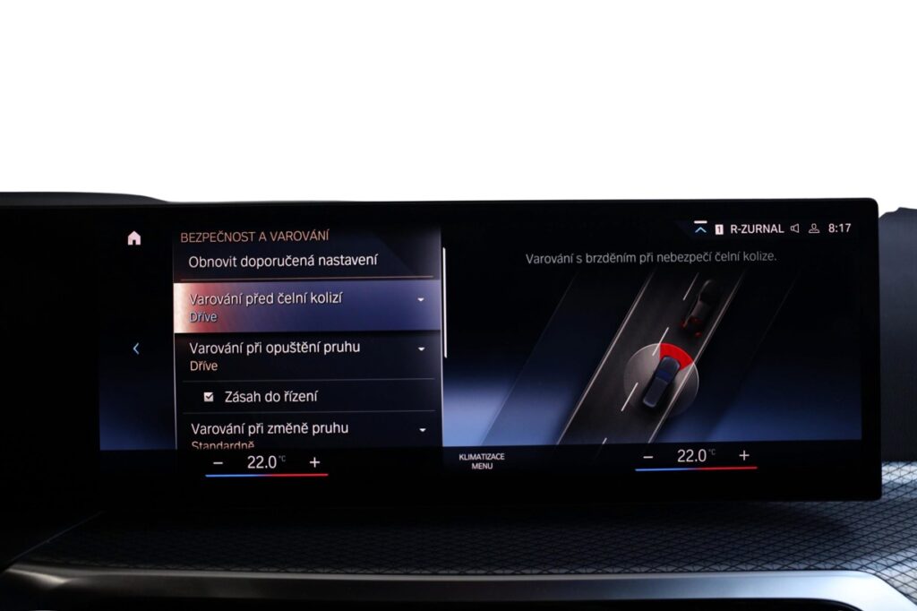 BMW 330e xDrive Touring