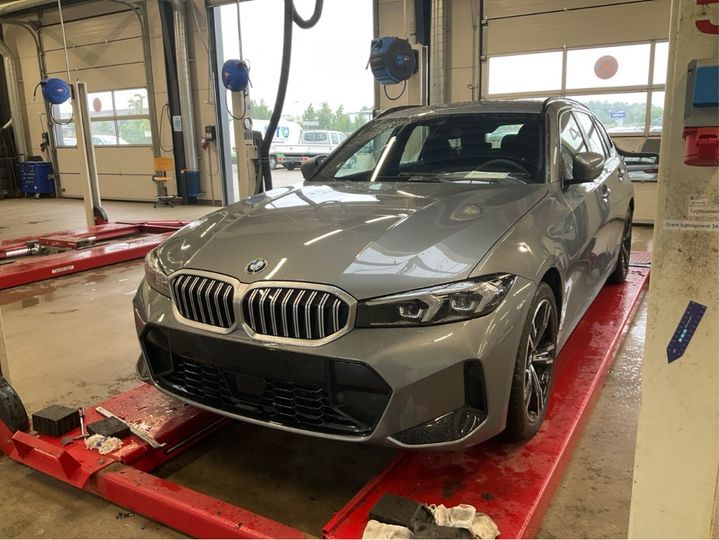 BMW 330i xDrive Touring