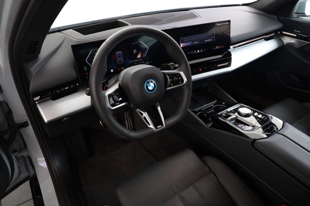 BMW 530e xDrive Touring