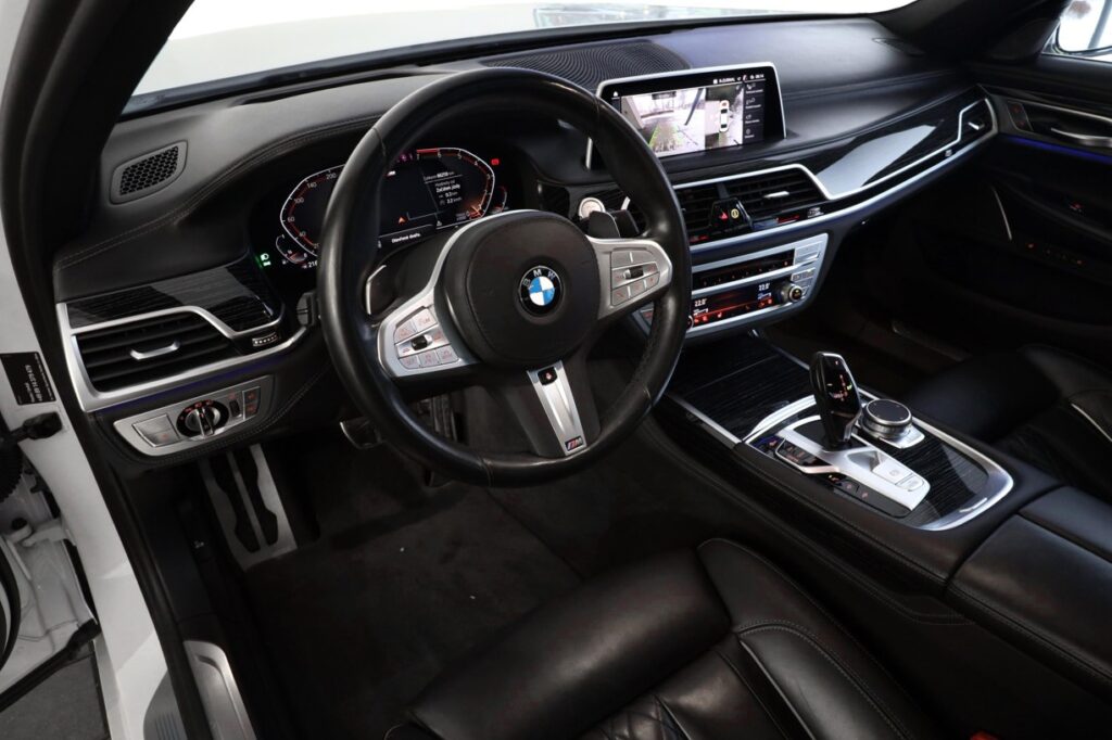BMW 750i xDrive