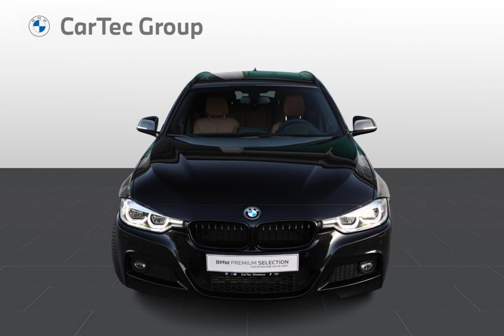 BMW 330d xDrive Touring