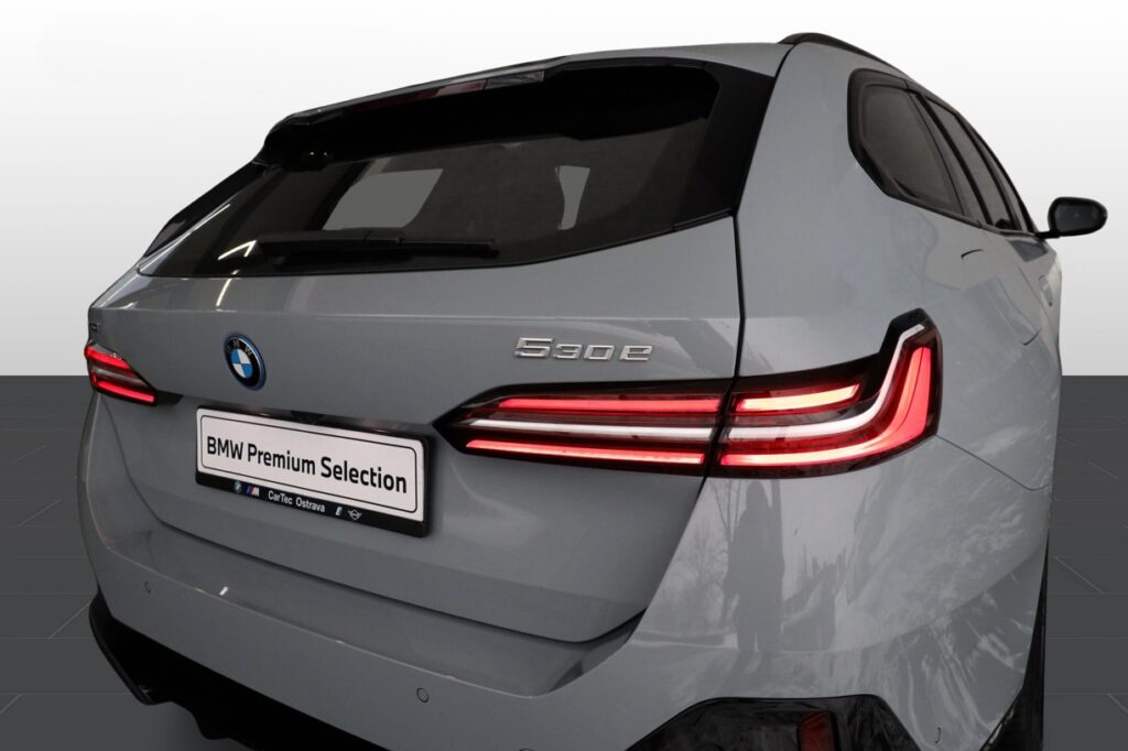 BMW 530e xDrive Touring