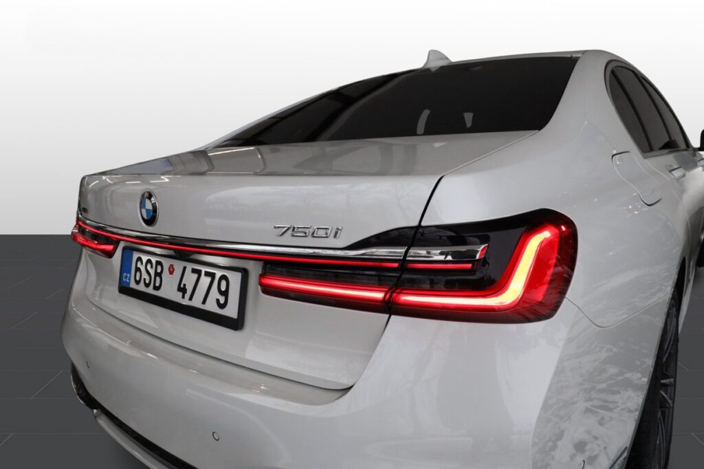 BMW 750i xDrive