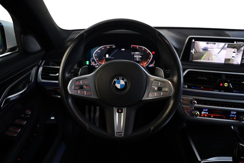 BMW 750i xDrive